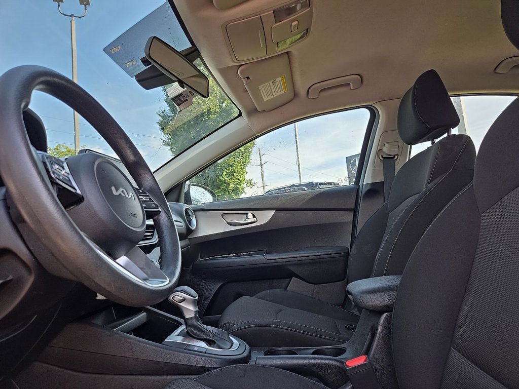 Used 2023 Kia Forte LXS FWD image 29