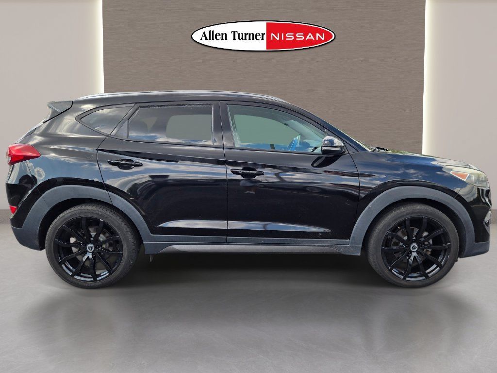 Used 2016 Hyundai Tucson Sport FWD image 6