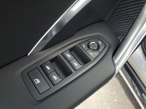 New 2026 BMW X1 xDrive28i w/ Technology Package image 19