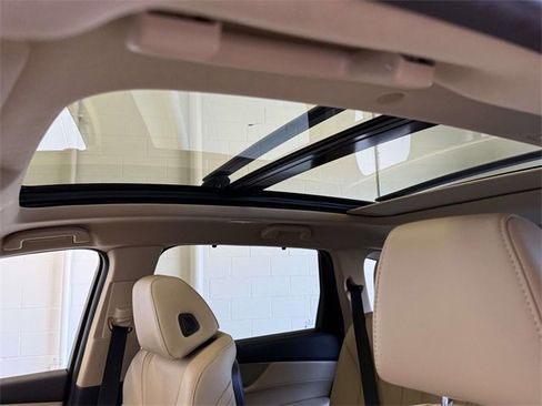 Used 2022 Acura MDX SH-AWD w/ Technology Package image 22