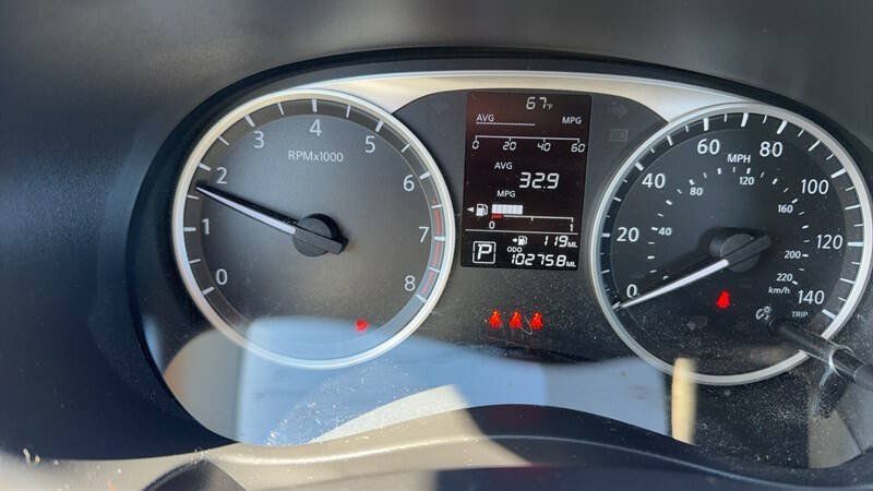 Used 2021 Nissan Kicks S FWD image 17
