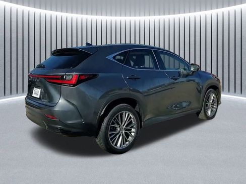 Used 2024 Lexus NX 350 AWD w/ Vision Package image 9