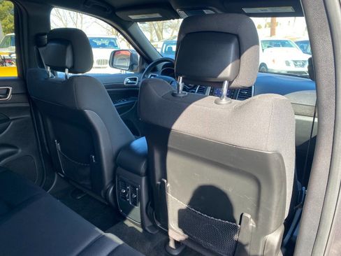 Used 2014 Jeep Grand Cherokee Laredo image 26