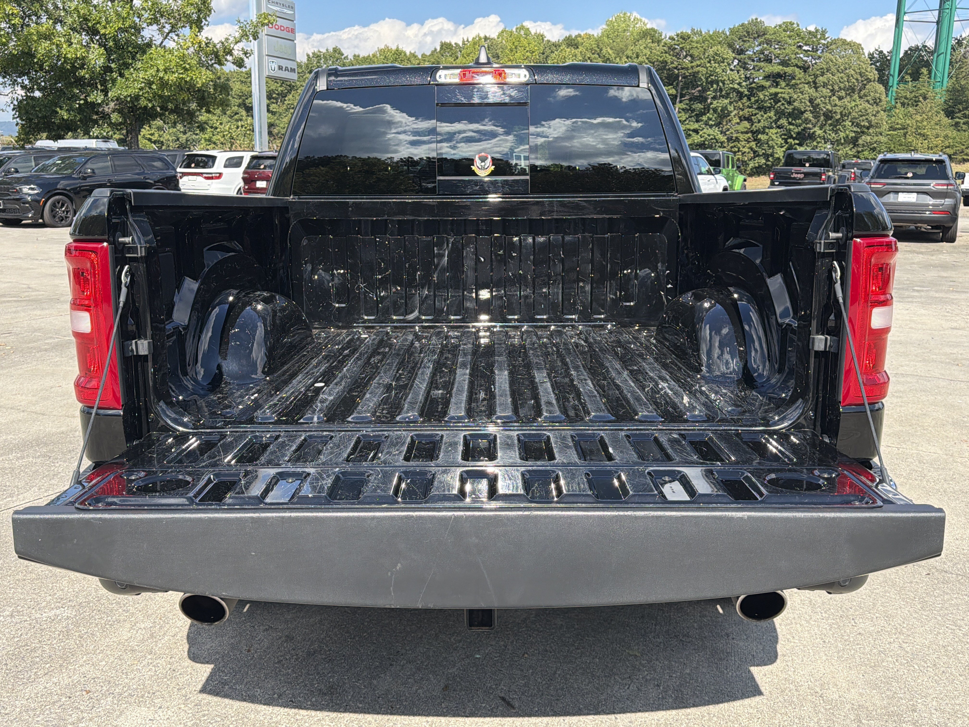 Used 2026 RAM 1500 Laramie AWD/4WD image 18