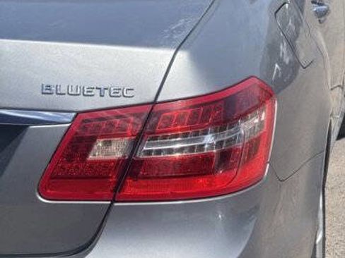 Used 2013 Mercedes-Benz E 350 BlueTEC Sedan image 21