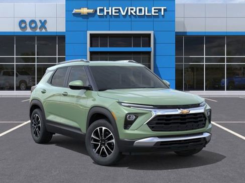 New 2026 Chevrolet TrailBlazer LT w/ Driver Confidence Package FWD image 7