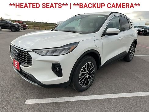 New 2025 Ford Escape SE FWD image 3