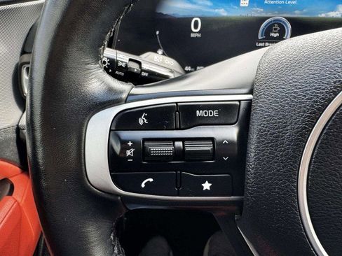 Used 2024 Kia Sportage SX image 25