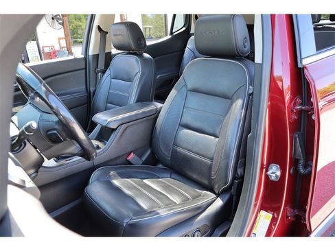 Used 2018 GMC Acadia Denali w/ LPO, Protection Package AWD/4WD image 11