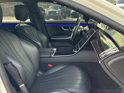 Used 2023 Mercedes-Benz S 500 S 500 image 10