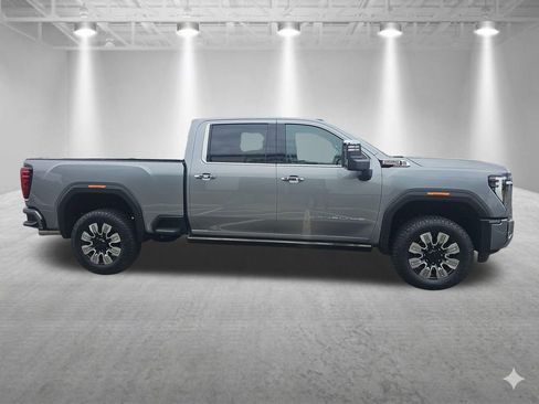 New 2026 GMC Sierra 2500 Denali w/ Denali Reserve Package AWD/4WD image 7