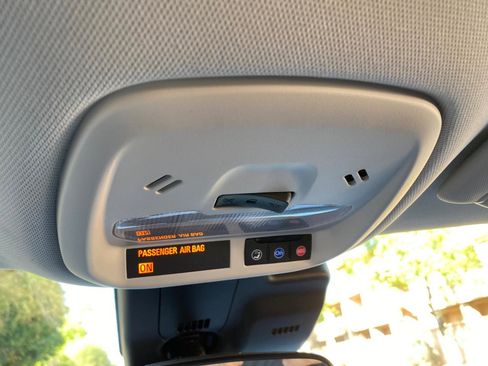 Used 2025 Chevrolet Trax LT w/ Driver Confidence Package image 62