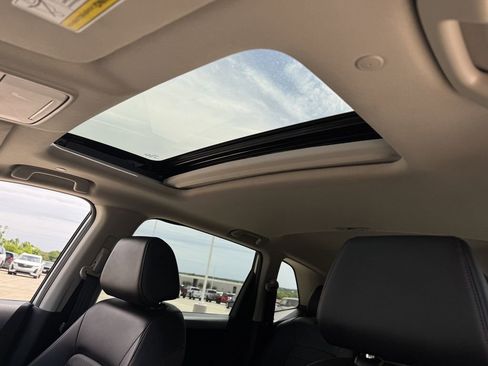 Used 2025 Honda CR-V EX-L image 23