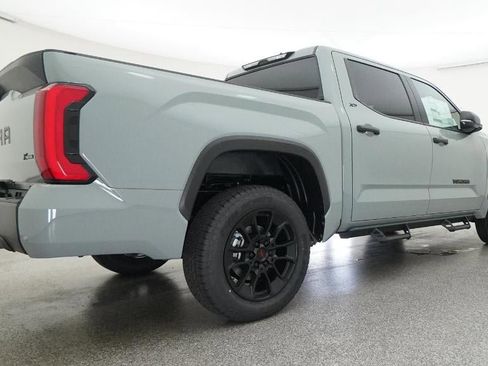 New 2026 Toyota Tundra SR5 w/ SR5 Convenience Package AWD/4WD image 25