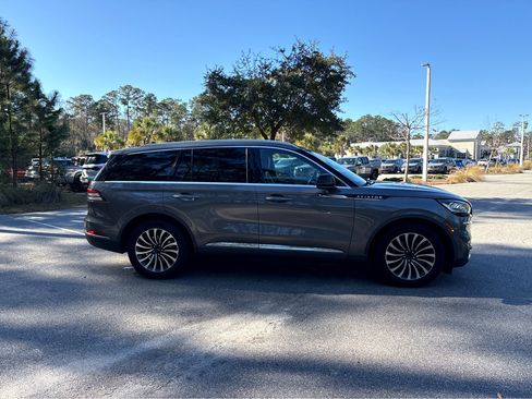 Used 2023 Lincoln Aviator Reserve w/ Equipment Group 201A image 38