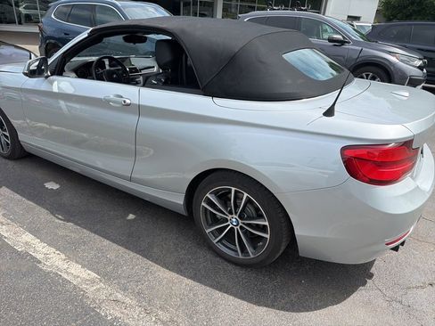 Used 2018 BMW 230i Convertible RWD image 5