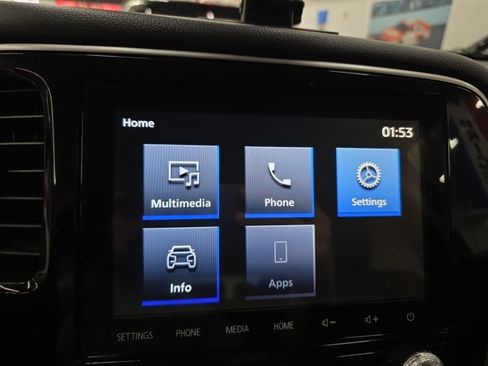 Used 2020 Mitsubishi Outlander SEL FWD image 17