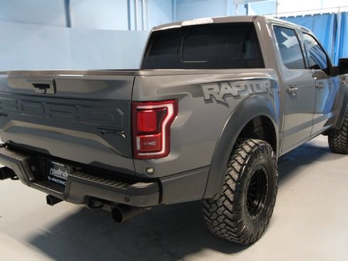 Used 2018 Ford F150 Raptor w/ Equipment Group 802A Luxury AWD/4WD image 35