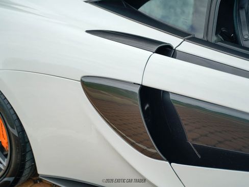 Used 2017 McLaren 570S Coupe RWD image 61