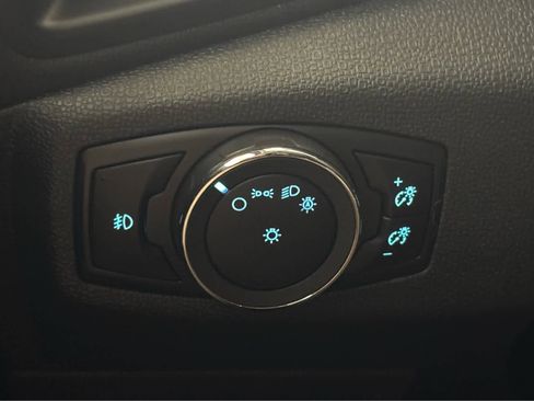 Used 2022 Ford EcoSport SE w/ SE Convenience Package image 16