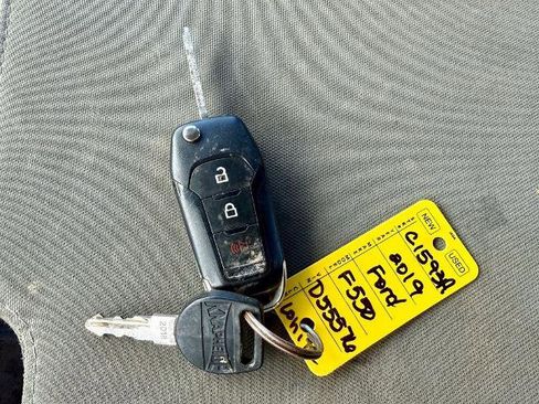 Certified 2019 Ford F550 XL image 32