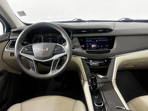 Used 2022 Cadillac XT5 Premium Luxury image 38