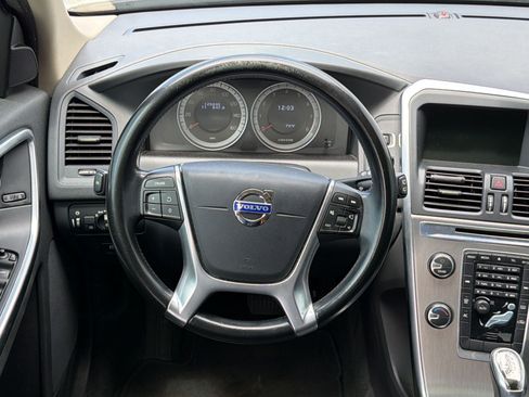 Used 2013 Volvo XC60 3.2 FWD image 25