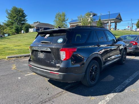 Used 2020 Ford Explorer XLT w/ Comfort Package AWD/4WD image 5
