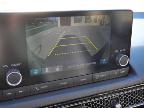 Used 2025 Honda Civic Sport image 32