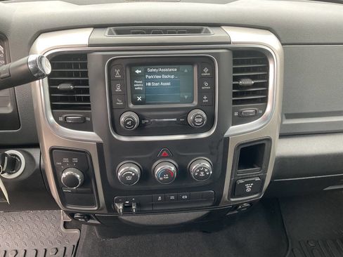 Used 2018 RAM 3500 SLT image 27