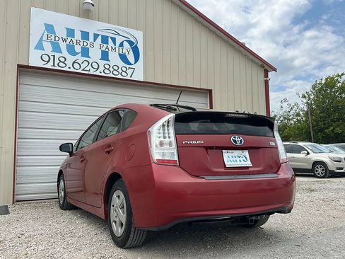Used 2010 Toyota Prius Three image 19