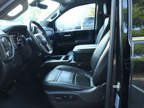Used 2023 GMC Sierra 3500 Denali w/ Denali Black Diamond Edition AWD/4WD image 22