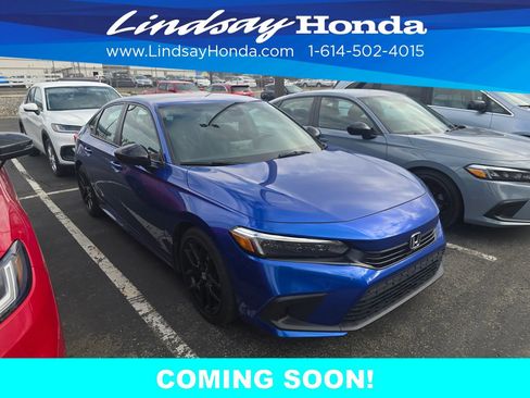 Used 2023 Honda Civic Sport image 2