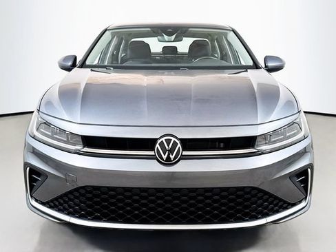 Used 2025 Volkswagen Jetta S FWD image 2
