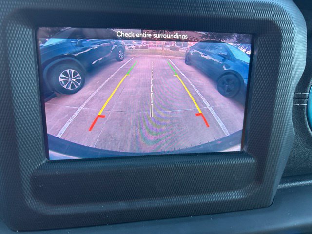Used 2018 Jeep Wrangler Unlimited Sahara AWD/4WD image 15