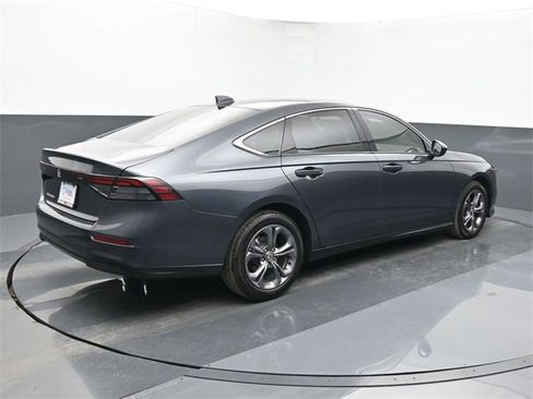 Used 2024 Honda Accord EX image 5