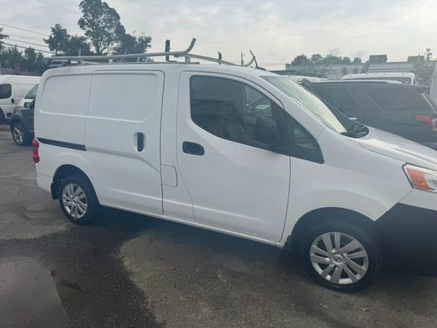 Used 2017 Nissan NV200 SV w/ Technology Package FWD image 21