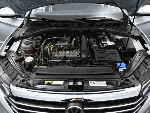 Used 2019 Volkswagen Jetta SE FWD image 33