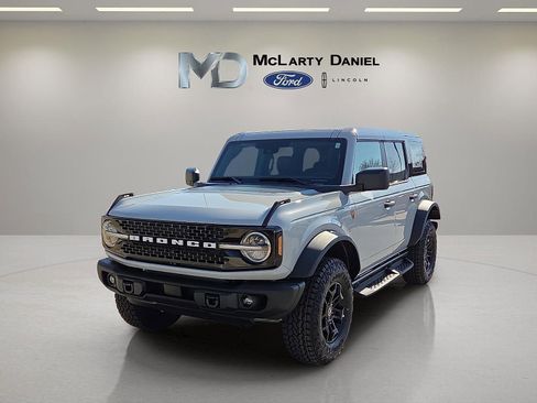 New 2026 Ford Bronco Badlands AWD/4WD image 2