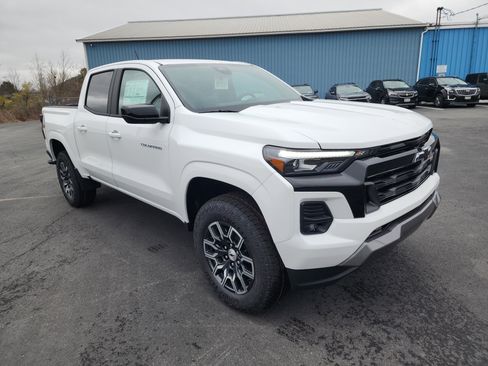 New 2026 Chevrolet Colorado Z71 image 2