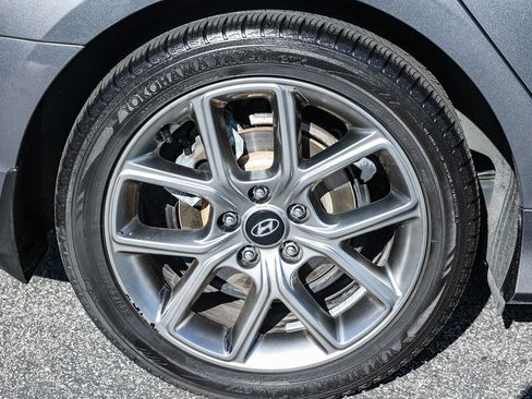 Used 2019 Hyundai Sonata Limited image 14