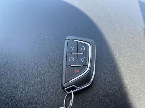Certified 2024 Cadillac Lyriq Tech RWD image 38