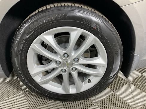Used 2018 Chevrolet Malibu LT w/ LPO, Convenience Package 2 FWD image 31