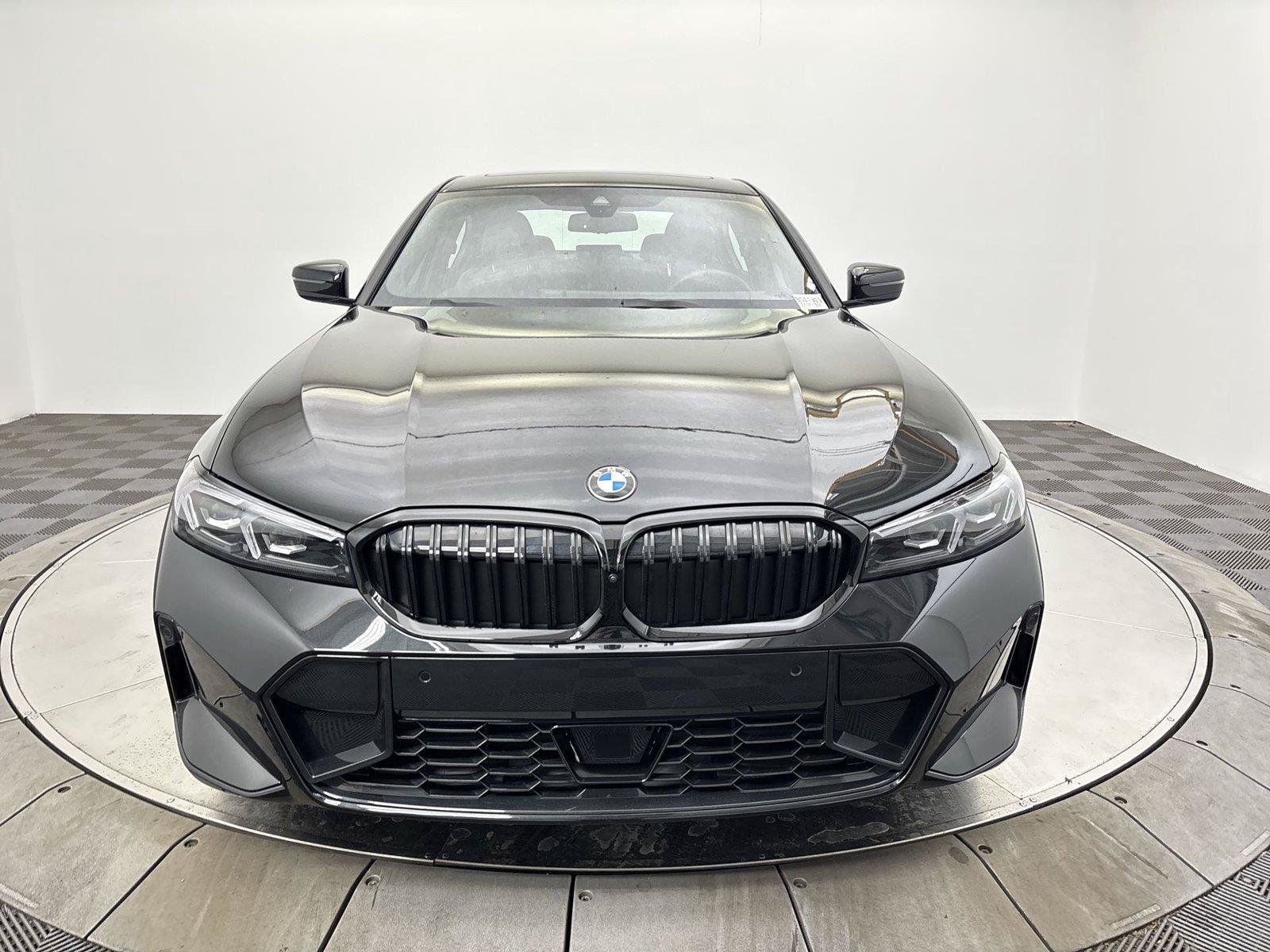 Used 2026 BMW 330i Sedan w/ M Sport Package RWD image 14