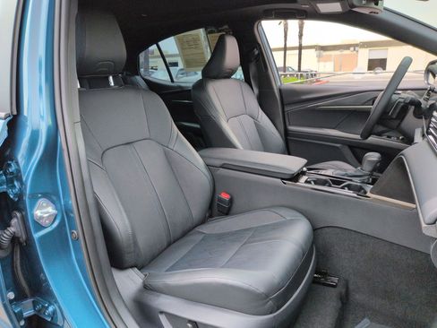 Used 2025 Toyota Camry XSE FWD image 33