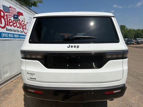 New 2026 Jeep Grand Wagoneer Limited AWD/4WD image 4