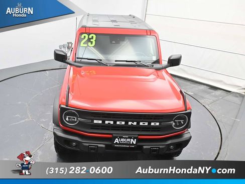 Used 2023 Ford Bronco Black Diamond image 24
