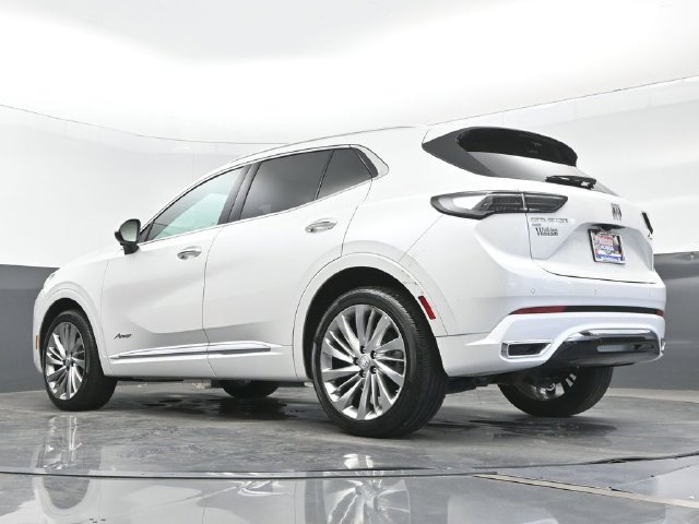 Used 2025 Buick Envision Avenir AWD/4WD image 22