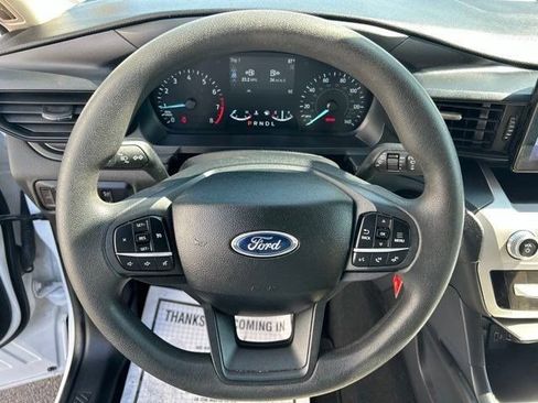 Used 2023 Ford Explorer 4WD image 16