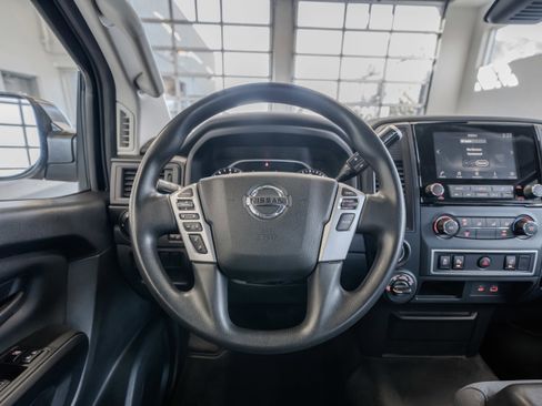 Used 2022 Nissan Titan S w/ S Utility Package image 9